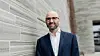 Alexandre Vermot foran Nasjonalmuseet i Oslo. Det ikoniske bygget er ett av selskapets mest energieffektive referanseprosjekter.