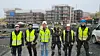 Her er noen av fagarbeiderne i Sæther Elektriske som arbeider med de elektrotekniske arbeidene i tre kvartaler i Storøykilen på Fornebu. Fra venstre lærling KV1 Kevin Nguyen Phung, basmontør KV2 Vlav Tudor, installatør og prosjektleder i KV1, 2 og 3 Jan Erik Thoresen, basmontør KV1 Georg Olav Arnfinsen, lærling KV1 Gjermund Bekkelund Finstad og lærling KV1 og 2 Oliver Thomsen Gherken.