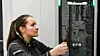 Anette Waagsbø Skram angrer ikke på valget, og stortrives som elektriker hos EL 24 Ensiko i Ålesund. Foto: Privat