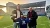 TRG-elektros fagansvarlig Ove Graneng og Vålerengas kommersiell leder Andreas Aalbu er begge fornøyde med at avtalen forlenges. Foto: Vålerenga