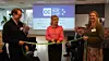 CC-NorChip fikk storfint besøk under den offisielle åpningen i november. Digitaliserings- og forvaltningsminister Karianne Tung klippet det symbolske silkebåndet og erklærte senteret for åpnet, godt hjulpet av Vegard Standeren Olsen, forsker i SINTEF Digital og leder av CC-NorChip og Linn Fagerberg, daglig leder i Electronic Coast. Foto: William Husby Hoven / SINTEF