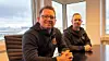 Faglig leder Stian André Hansen (tv), og daglig leder Andreas Fagerheim Tranås, i Bodin Elektriske AS i Bodø, merker en endring i markedet når det er tøffere tider i form av flere jobber, men med mindre omfang. - Det skaper jo en litt annen arbeidshverdag med mer logistikk og planlegging av arbeidsflyten. Vi har gode kunder, flinke ansatte, så vi har heldigvis nok å gjøre, sier de.