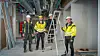 – Et ensidig forbud mot gardintrapp tar ikke hensyn til variasjonen i oppgaver, personer eller fysisk belastning, sier Ingemund Mjøen (t.h.) i X5 Elektro. Foto: Mediaveien