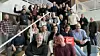 Great Place to Work-konkurransen er en omfattende undersøkelse av arbeidsmiljøet i norske bedrifter, der medarbeiderne gir sin vurdering av selskapets HR-praksis og kultur. Her ser vi en stolt og glad gjeng fra EL-grossisten.