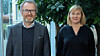 Caverion leverer alle tekniske fag, inkludert varme & sanitær, ventilasjon og klimaanlegg, elektro, kjøling, IKT og AV, sikkerhet, automasjon, industri og prosessanlegg og industrirør. Felles for de fleste fagene, er knapphet på fagarbeidere. Derfor har selskapet stort fokus på å rekruttere fra hele den norske befolkningen - ikke bare menn. - Selv om vi har større kvinneandel av fagarbeidere og lærlinger enn gjennomsnittet for bransjen, har ambisjoner om å øke denne vesentlig, sier selskapets HR-direktør Anne Sødem til Elektro24-7. Her sammen med Caverions administrerende direktør Knut Gaaserud. Pressefoto: Caverion.