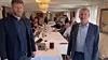 Forbundsleder Geir Ove Kulseth i EL og IT Forbundet (t.v) og Ove Guttormsen, administrerende direktør i NHO Elektro er klare for mekling til uken. Foto: Leif Martrin Kirknes, LO Media.