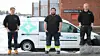 Serviceleder Petter Graham (fra venstre) og montørene Vidar Havdahl og Oscar Løvheim har stått snart to år i frontlinjen i Bravida Sarpsborgs serviceavdeling. – Smittevern er blitt en innarbeidet rutine vi nå tar som en selvfølge, sier de.