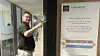 Christopher Fagerland kommer fra Caverion hvor han har hatt ulike roller i sine 17,5 år som ansatt der. Oppstarten i FLOW Elektro Sør-Vest har startet over all forventning, å ringe i bjella for nye oppdrag, er noe han gjerne gjør ofte.